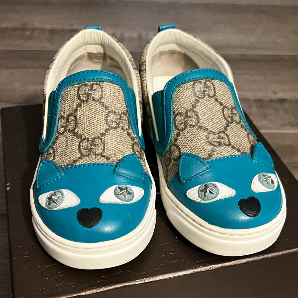 Gucci Slip ons Toddler Sz 25
